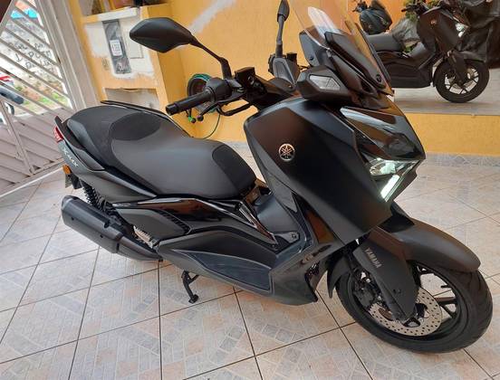 YAMAHA XMAX 250 CONNECTED ABS YAMAHA XMAX 250 CONNECTED ABS